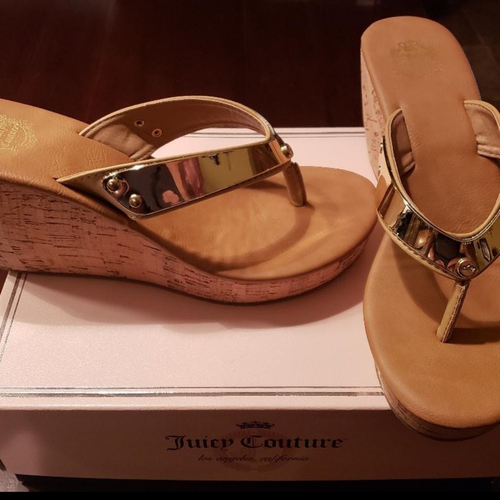 Juicy Couture Lainey Cognac Sandals
